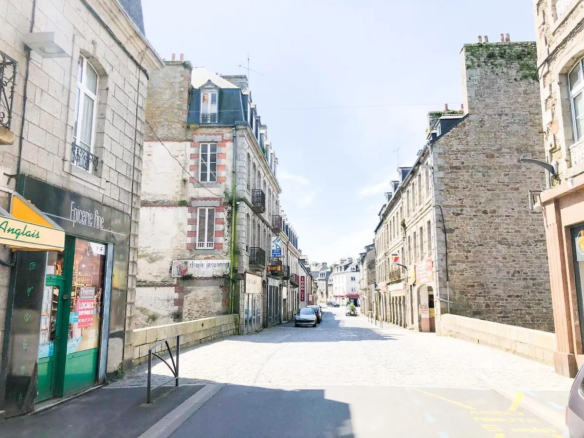 Ii-Charmant Appartement Au Coeur De La Ville Guingamp 0*,  France